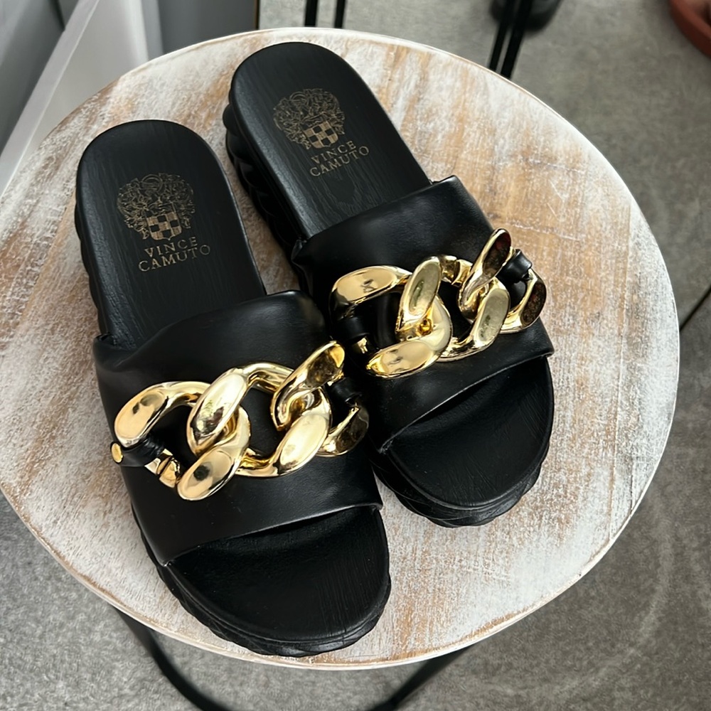 Vince Camuto black slides